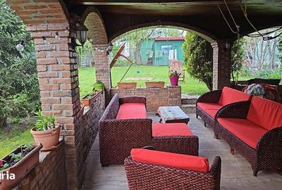 Casă cu 3 camere cu Teren 100 Mp în Central - 2