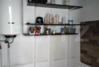 Spațiu comercial, de 36 mp, în Central - 4