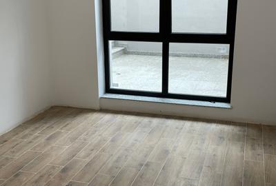 Apartament 2 camere/Curte proprie/COMISION O - 8