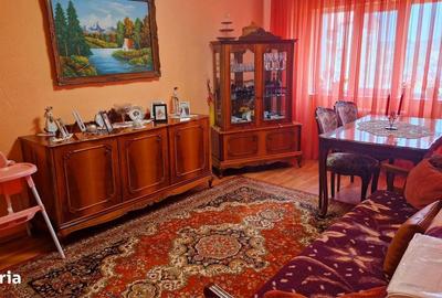 Apartament cu 3 camere decomandat în Central - 3