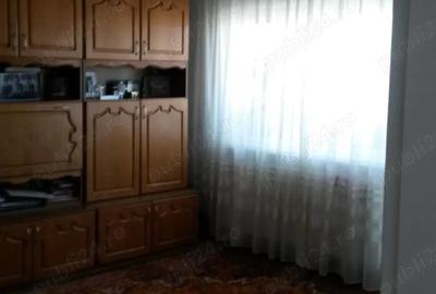 Apartament cu 2 camere, situat pe str. Tineretului la etajul patru din patru, 56 mp - 2