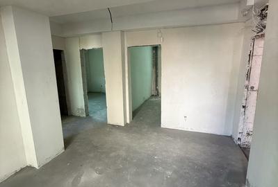 Apartament cu 3 camere decomandat în Năvodari - 3