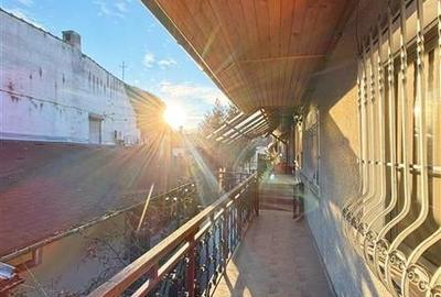 Apartament in casa 89mp utili,  1400 euro/mp , central, Brasov - 1