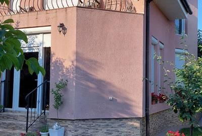 Casă cu 4 camere cu Teren 612 Mp în Podgoria - 9