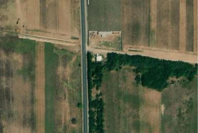 Spațiu comercial, în Teasc