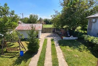 Casă cu 5 camere cu Teren 794 Mp în Livedea - 18