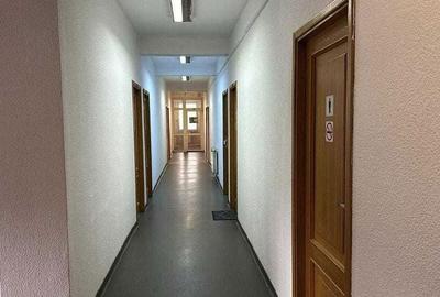 Apartament cu 4 camere decomandat în Roșu - 6