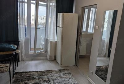 Garsonieră decomandată în Titan - 5