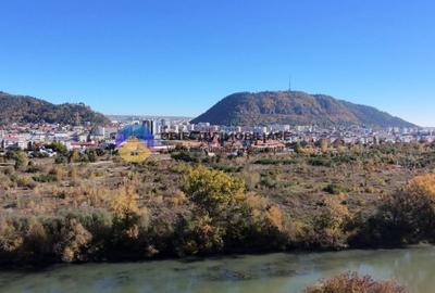 Teren intravilan de vanzare – Piatra Neamt - 2