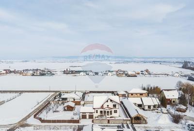 Casă cu 6 camere cu Teren 847 Mp în Hălchiu - 57