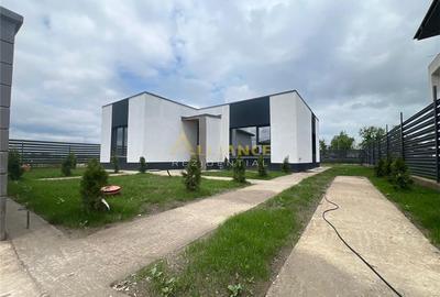 Casă individuală cu 3 camere cu Teren 375 Mp în Berceni - 2