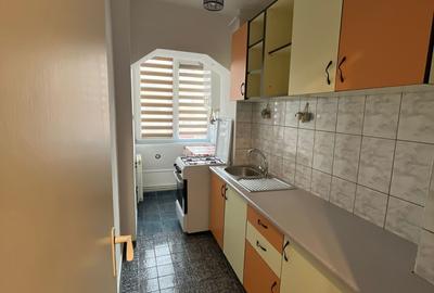 Inchiriem Garsoniera Moderna Decomandata Tractorul - 9