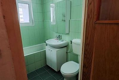 Apartament cu 2 camere semidecomandat în Titan
