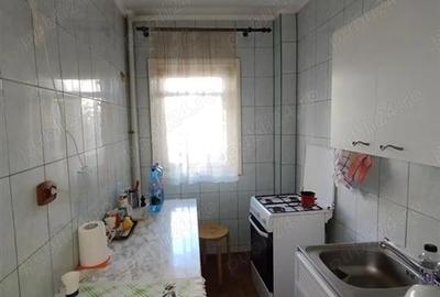 Garsoniera de vanzare Gorjului/Moinesti - 1