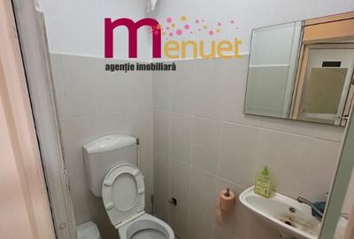 Spatiu comercial Central , 60 mp - 16