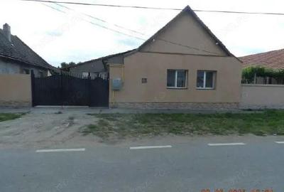 Casa si teren in Loc. Periam, jud. Timis