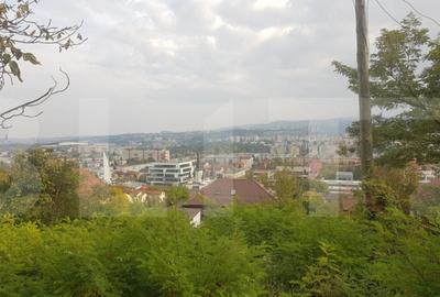 Teren de 2700 mp, în Grigorescu