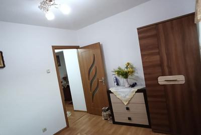 Apartament cu 3 camere decomandat în Central - 2