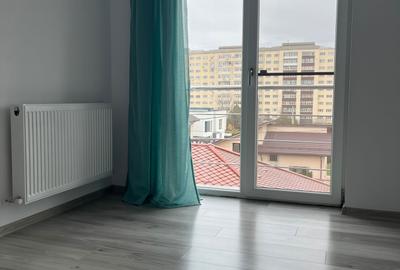 Apartament cu 3 camere decomandat în Micro 3 - 1