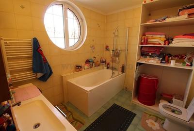 Casă individuală cu 9 camere cu Canalizare în Iancu Nicolae - 14