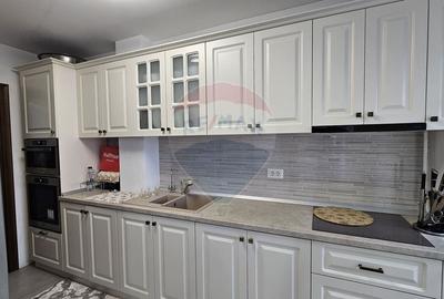 Apartament cu 3 camere decomandat, mobilat în Burdujeni - 29