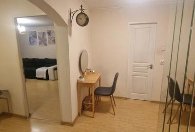 Aprtament La Cheie - 3 Camere Decomandate - Etajul I - 2