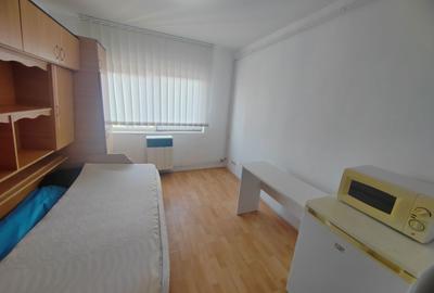 Garsonieră nedecomandată în Micro 17