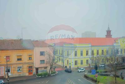 Spațiu comercial, de 414 mp, în Ultracentral - 8