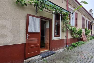 Oportunitate! Casa Bod pe un singur nivel, teren 980 mp pivnita, garaj ,mobilata