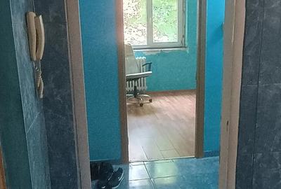 Apartament cu 4 camere decomandat în Titan - 3
