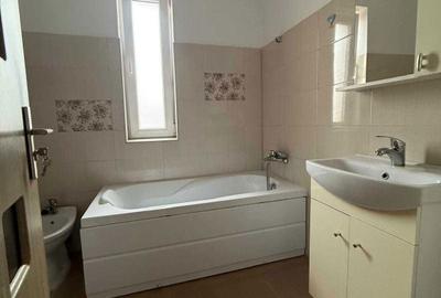 Apartament cu 2 camere în Central - 3