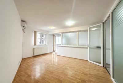 Birou, de 160 mp, în Universitate - 11