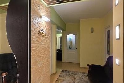 Apartament 2 Camere Foarte Spatios, Stare Excelenta, Zona Inel 2 - 11