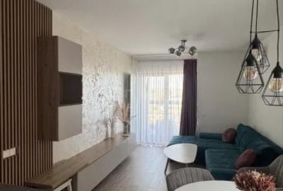 Apartament cu 3 camere semidecomandat, mobilat în Drumul Taberei