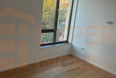 Vila deosebita de vanzare - zona Mamaia Nord pe malul lacului - 9