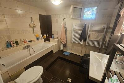 Casa 6 camere teren 363mp in sector 6 - 8