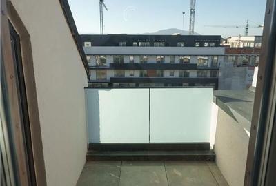 Apartament cu 4 camere în Tractorul - 2