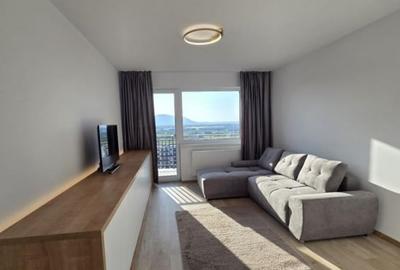 Apartament cu 3 camere decomandat, mobilat în Tractorul