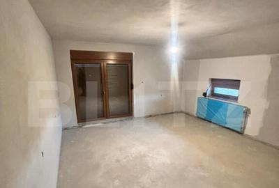 Casă cu 5 camere cu Teren 5000 Mp în Unirea - 8