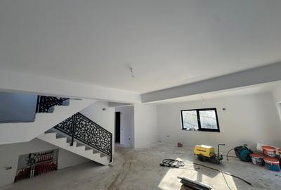 Casă cu 4 camere în Central - 5