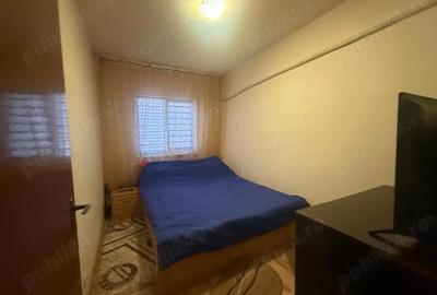 Apartament cu 3 camere decomandat în Costești - 4