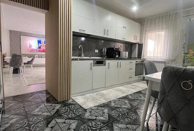 Apartament cu 3 camere decomandat în Lenin Sud - 3