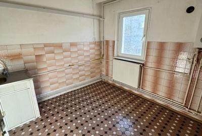 Apartament 3 camere decomandat- zona Inel2 - 4