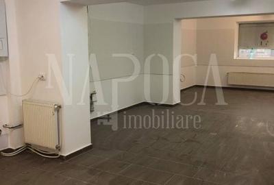 Casă individuală cu 14 camere cu Canalizare în Zorilor - 10
