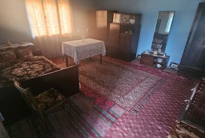 Casă cu 4 camere în Leasa - 1