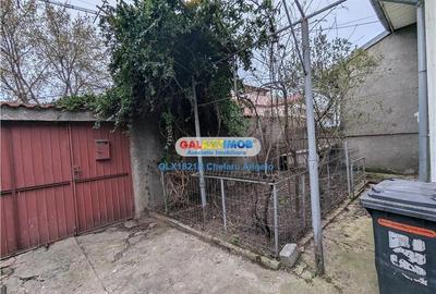 Rahova-Margeanului casa 100 mp, teren 315 mp,deschidere 13,5 ml,garaj - 4