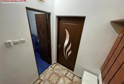 Garsonieră decomandată, mobilată în Central - 4