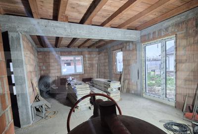 Casa cu 4 camere semifinisata, 92 mp, teren 400 mp, in Veti - 8