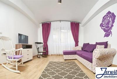 Apartament cu 3 camere semidecomandat în Ultracentral