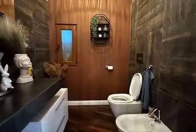 Casă cu 4 camere în Ultracentral - 2